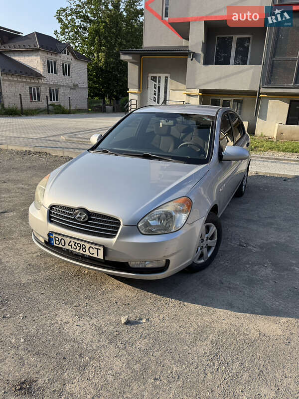 Седан Hyundai Accent 2008 в Борщеве