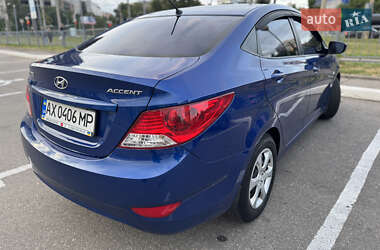 Седан Hyundai Accent 2013 в 
