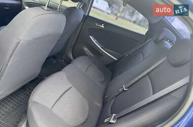 Седан Hyundai Accent 2013 в 