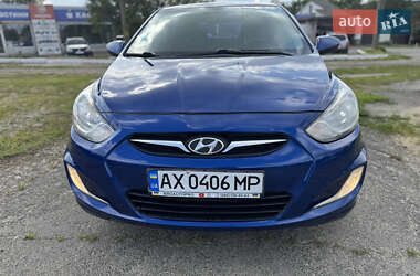 Седан Hyundai Accent 2013 в 