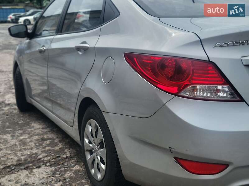 Седан Hyundai Accent 2016 в Львове