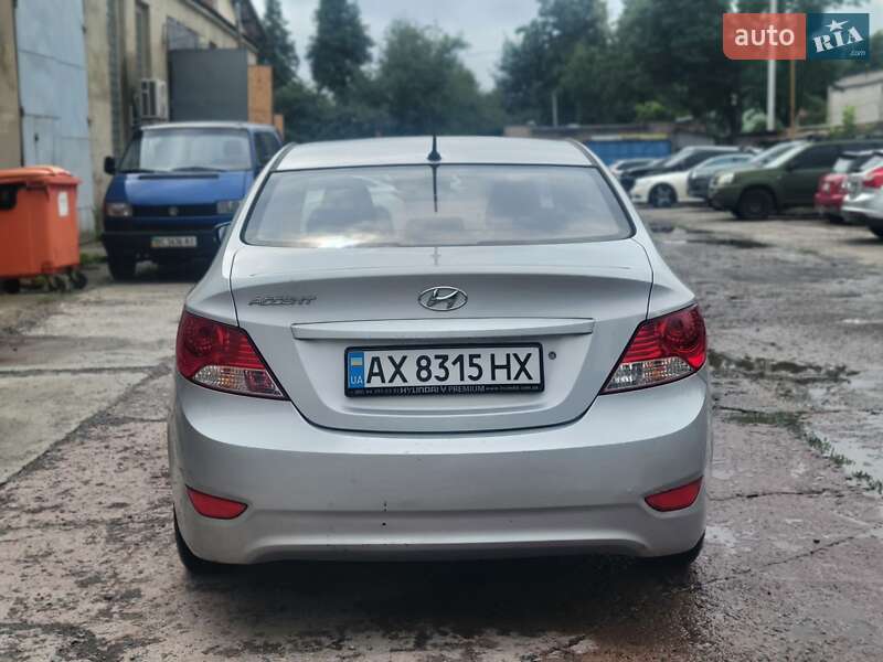 Седан Hyundai Accent 2016 в Львове