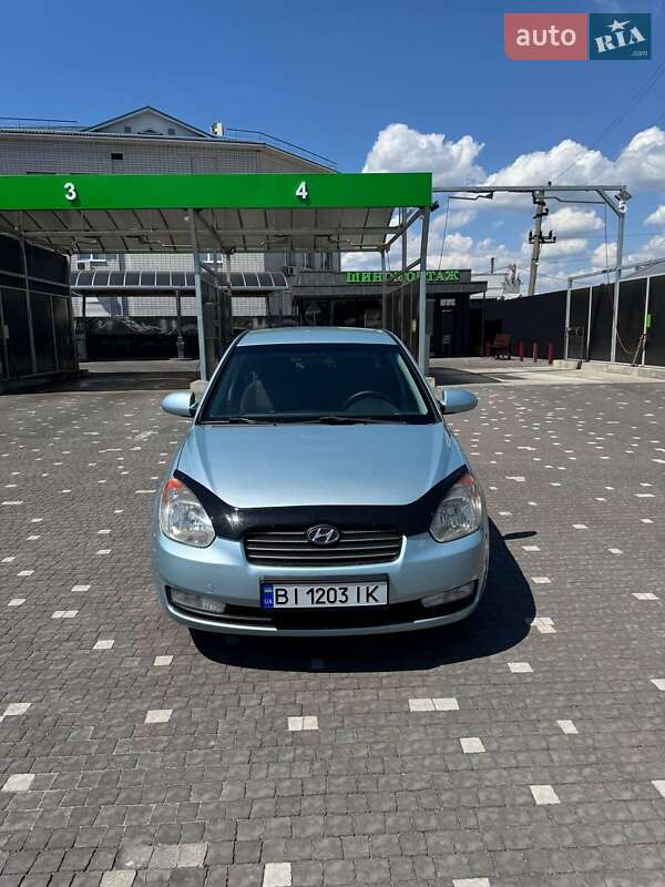 Седан Hyundai Accent 2009 в Кременчуге