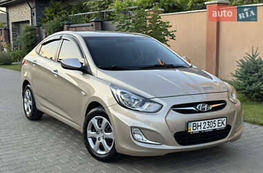 Седан Hyundai Accent 2013 в Одессе