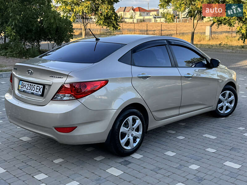 Седан Hyundai Accent 2013 в Одессе