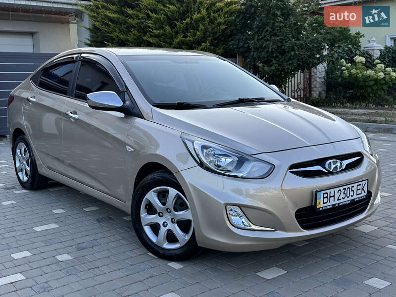 Седан Hyundai Accent 2013 в Одессе