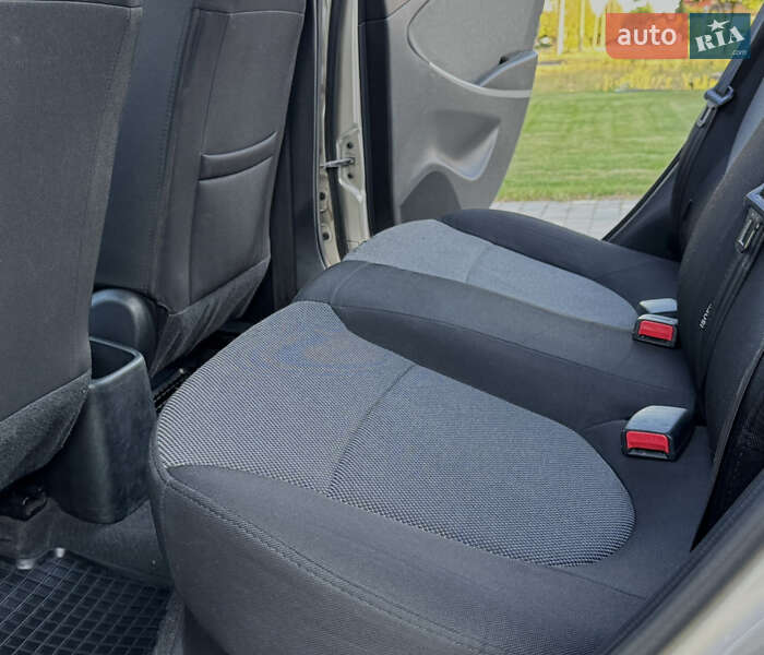 Седан Hyundai Accent 2013 в Одессе