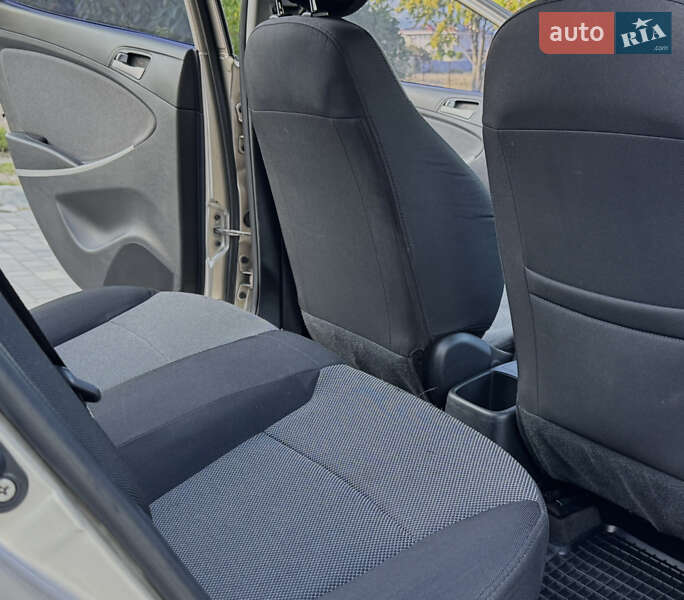 Седан Hyundai Accent 2013 в Одессе
