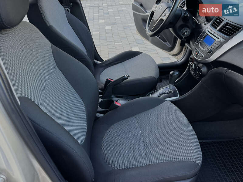 Седан Hyundai Accent 2013 в Одессе