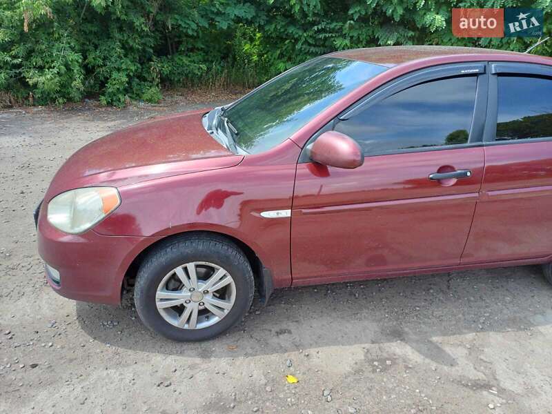 Седан Hyundai Accent 2008 в Киеве