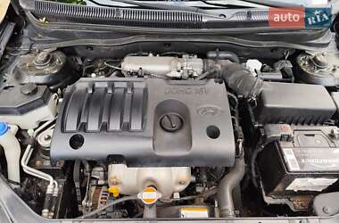 Хэтчбек Hyundai Accent 2008 в 