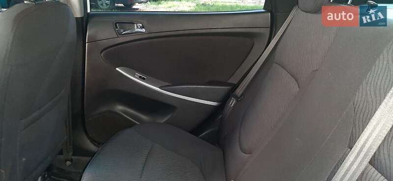 Седан Hyundai Accent 2013 в Конотопе