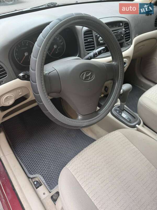 Седан Hyundai Accent 2008 в Києві