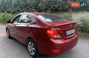 Седан Hyundai Accent 2013 в 