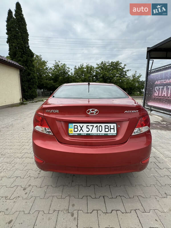 Седан Hyundai Accent 2012 в Славуті