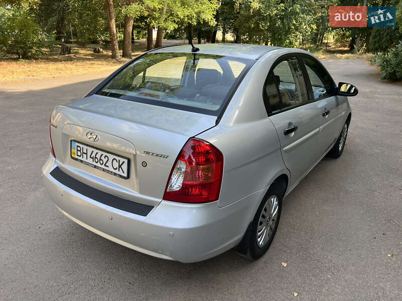 Седан Hyundai Accent 2008 в Одесі