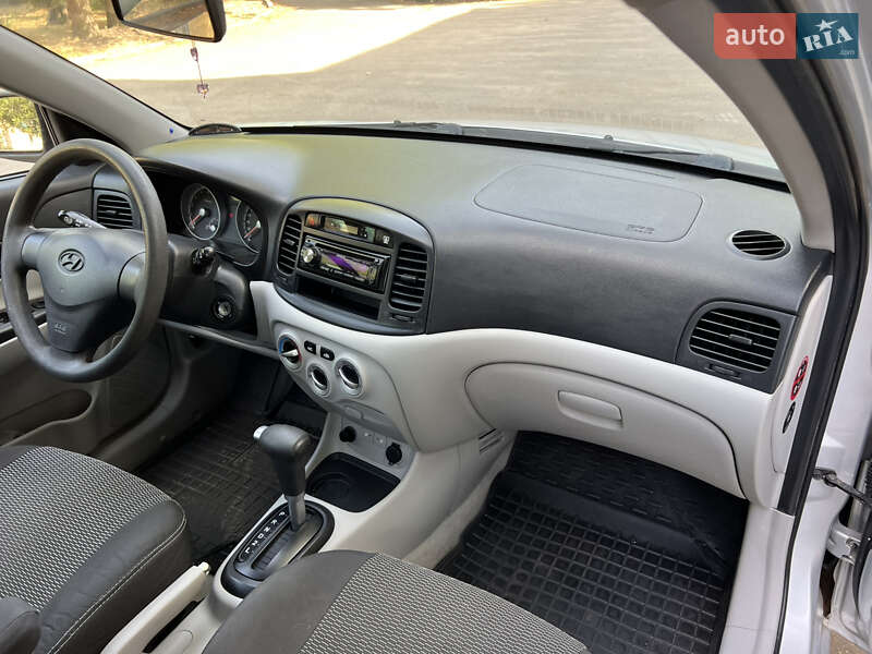 Седан Hyundai Accent 2008 в Одесі