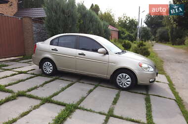 Седан Hyundai Accent 2008 в Киеве