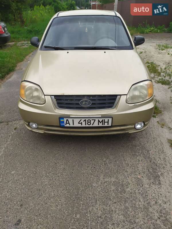 Седан Hyundai Accent 2003 в Киеве