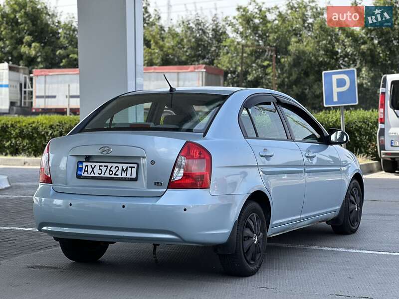 Hyundai Accent 2008