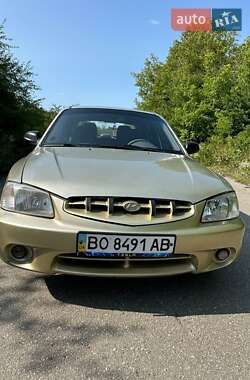 Лифтбек Hyundai Accent 2000 в Деражне