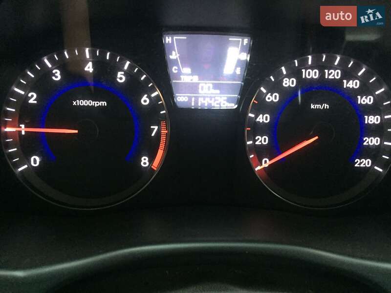 Седан Hyundai Accent 2014 в Кривому Розі