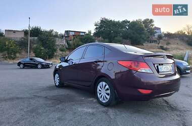 Седан Hyundai Accent 2011 в 