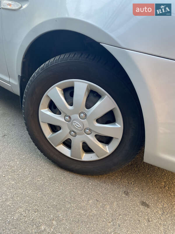 Седан Hyundai Accent 2008 в Києві