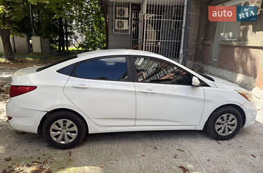 Седан Hyundai Accent 2016 в Киеве