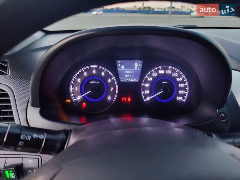 Седан Hyundai Accent 2011 в Харькове