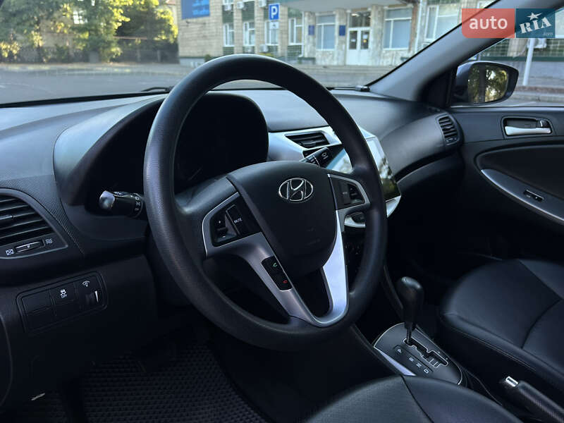 Седан Hyundai Accent 2016 в Миколаєві