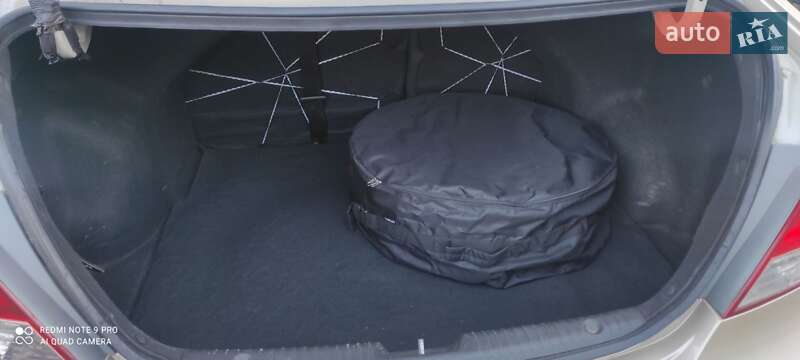 Седан Hyundai Accent 2012 в Харькове