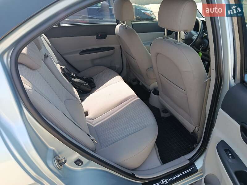 Седан Hyundai Accent 2008 в Одесі