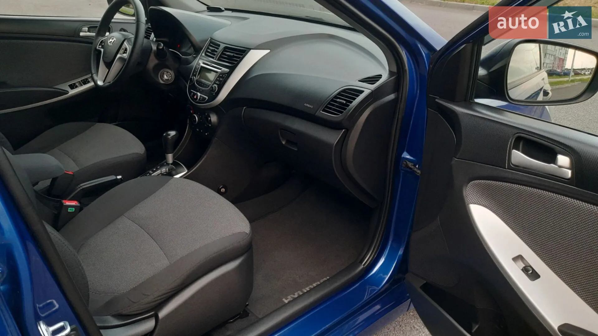 2013 Hyundai Accent - мініатюра 19