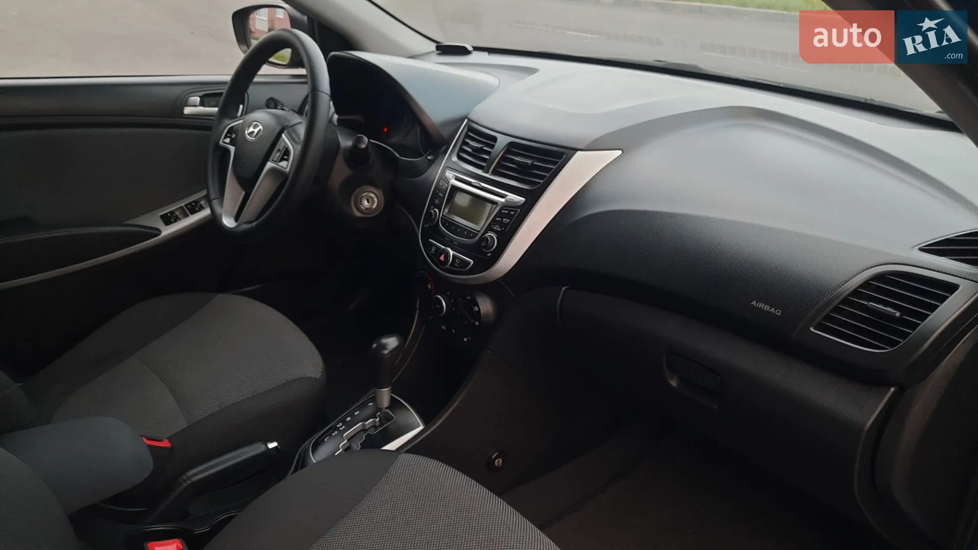 2013 Hyundai Accent - мініатюра 20