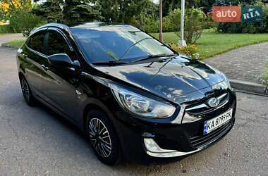 Седан Hyundai Accent 2011 в Киеве