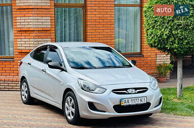 Седан Hyundai Accent 2014 в Киеве