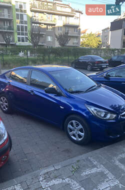 Седан Hyundai Accent 2014 в Львове