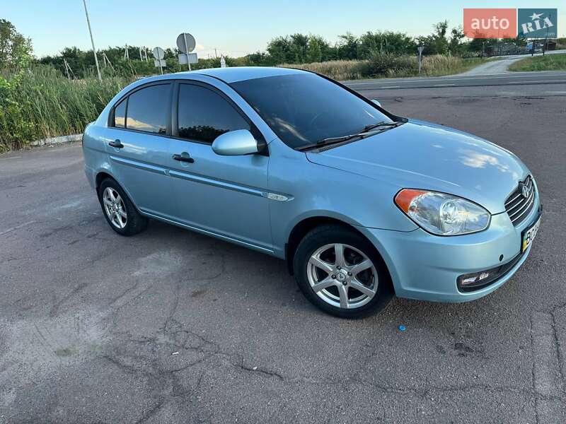 Hyundai Accent 2008