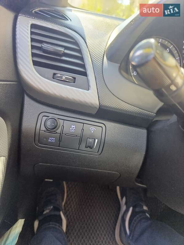 Хэтчбек Hyundai Accent 2014 в Борисполе