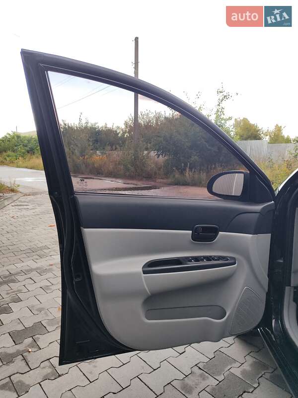 Седан Hyundai Accent 2008 в Шептицькому