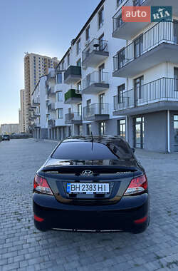 Седан Hyundai Accent 2011 в 