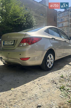 Седан Hyundai Accent 2012 в 