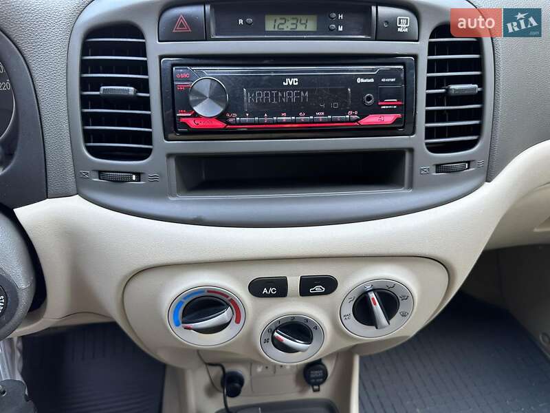 Хэтчбек Hyundai Accent 2008 в Одессе