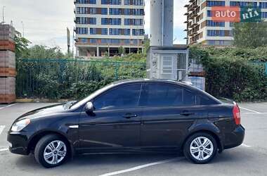 Седан Hyundai Accent 2009 в 