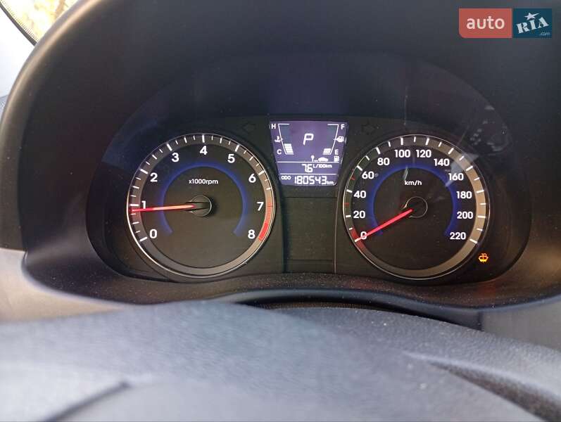 Седан Hyundai Accent 2013 в Киеве