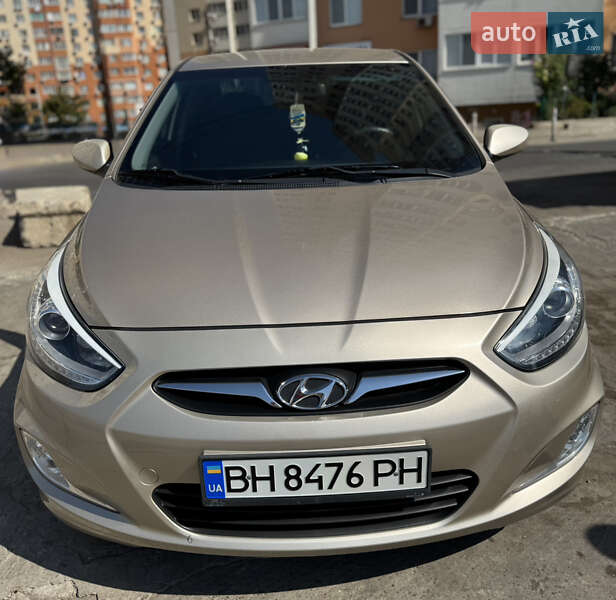 Седан Hyundai Accent 2013 в Одессе
