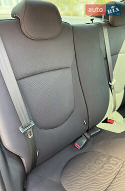 Седан Hyundai Accent 2013 в  фото 13 Седан Hyundai Accent 2013 в