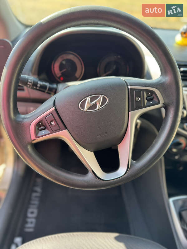 Седан Hyundai Accent 2013 в Одессе