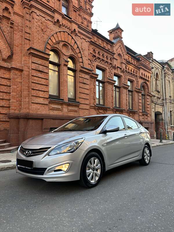 Hyundai Accent 2016